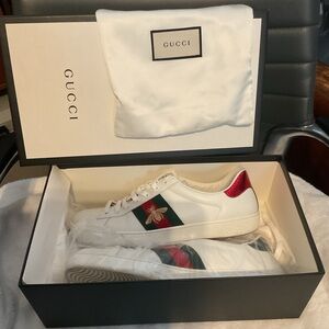 Gucci White Sneakers with Red and Green Stripes